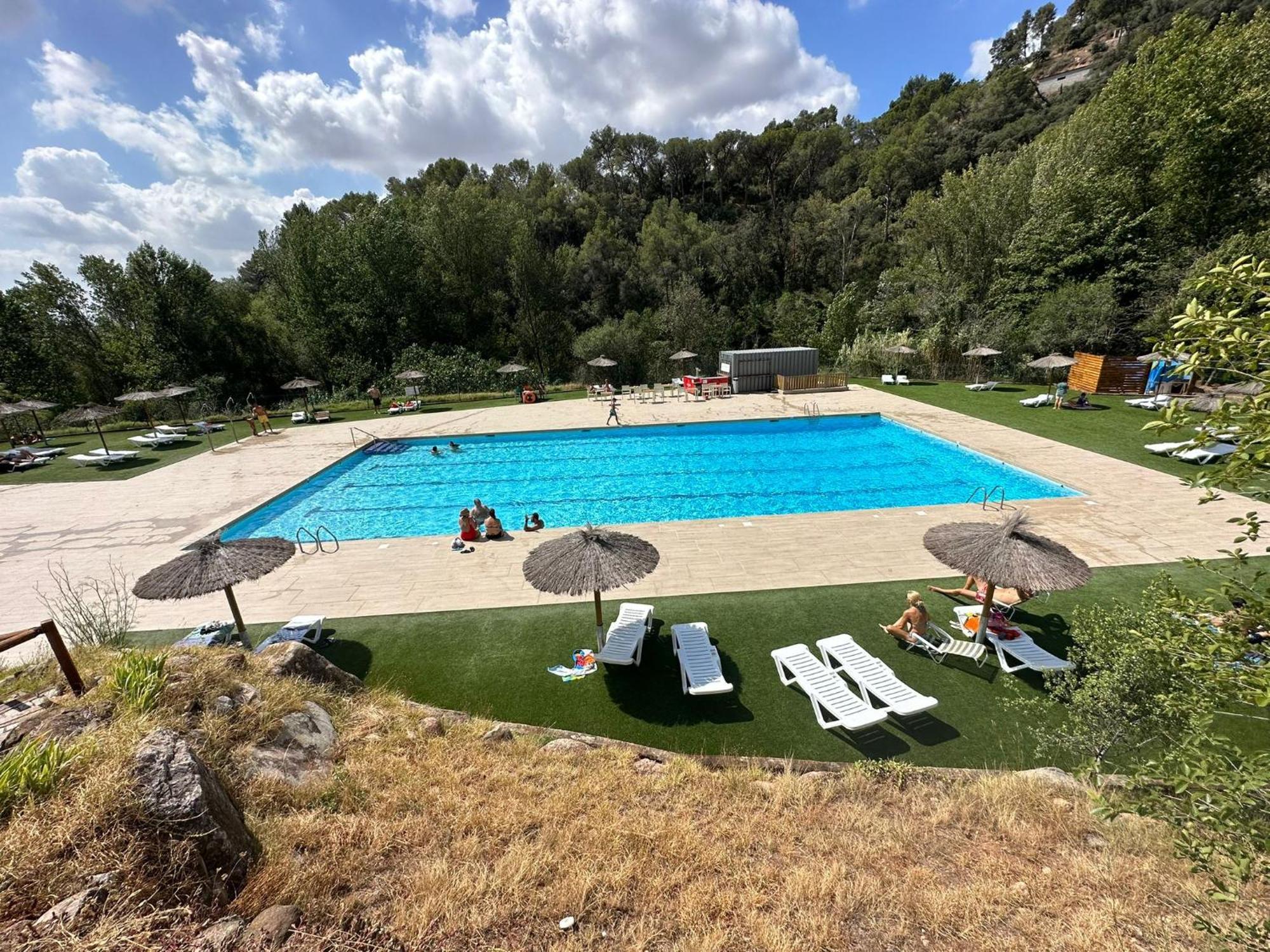 Camping El Pasqualet Hotel Caldes De Montbui Eksteriør billede
