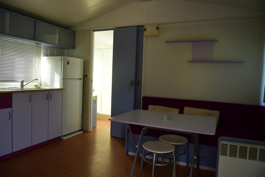 Camping El Pasqualet Hotel Caldes De Montbui Eksteriør billede