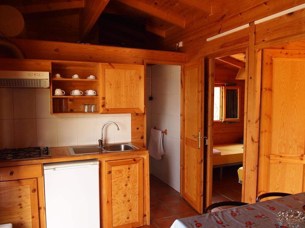 Camping El Pasqualet Hotel Caldes De Montbui Eksteriør billede