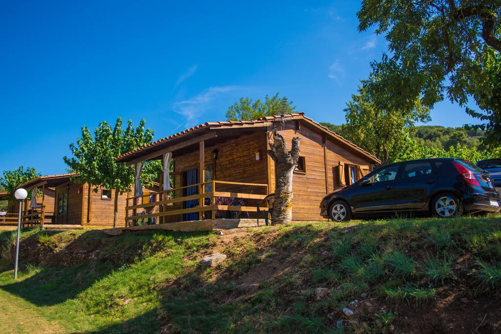 Camping El Pasqualet Hotel Caldes De Montbui Eksteriør billede
